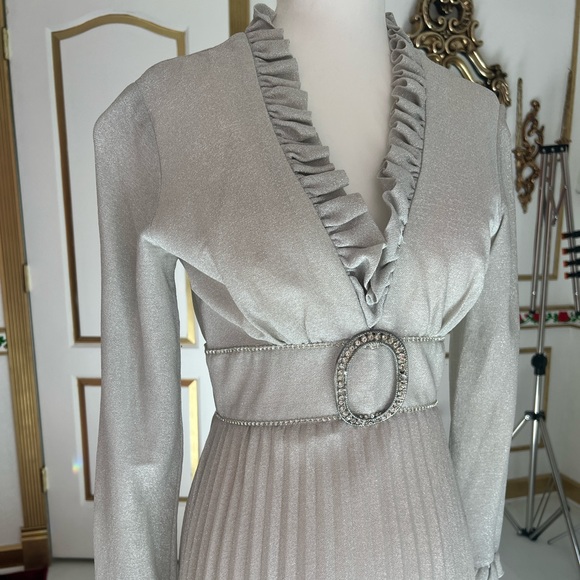 Vintage Silver dress - Picture 2 of 3